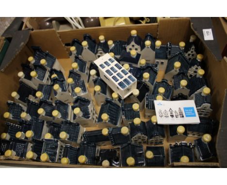 A LARGE COLLECTION OF BOLS KLM CERAMIC BUILDING FIGURES 