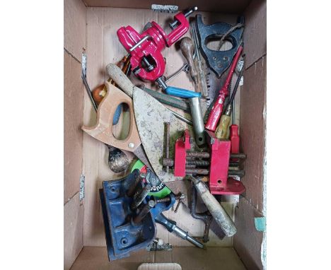 CARTON OF MISC HAND TOOLS INCL; VICES &amp; A RECORD JUNIOR NO.51 CARPENTERS VICE