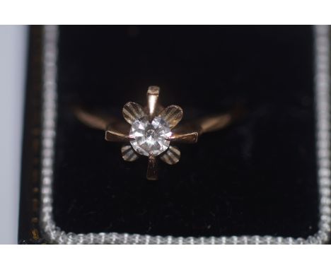 9ct Gold dress ring Size P