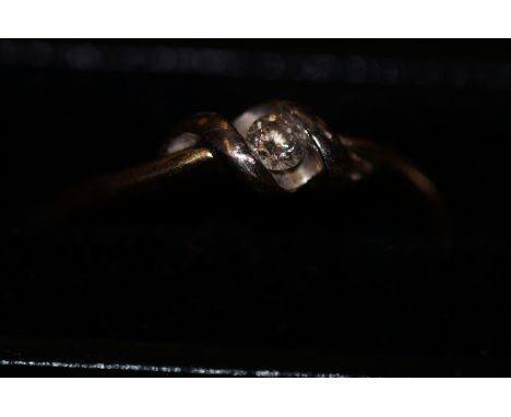 9ct Gold diamond ring
