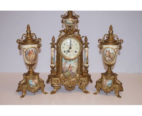 Brass mantle clock, garniture set 