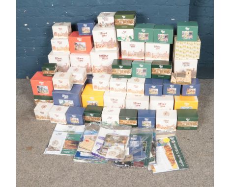 An extensive collection of approx. 67 Lilliput lane models to include Kerry Lodge, Shades of Summer, Tea Caddy Cottage, Lace 