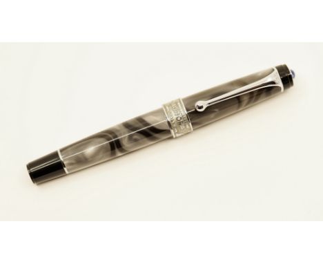 Aurora Optima Europa fountain pen, without box or papers. This limited edition fountain pen was limited to 7500 (4082/7500) a