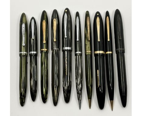 Sheaffer Balances from the 1930's and 40's in celluloid. The lot consists of a Sheaffer Junior model piston fill in green/bla