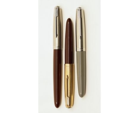 Parker 51 late model Vacumatic fill pen lot (3). These three pens date from 1947-48 at the end of the Vacumatic filler era be