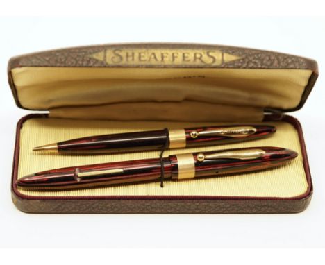 Sheaffer Balance Carmine set with deluxe bands. This is a Canadian production set with wide deluxe bands engraved MD, and a w