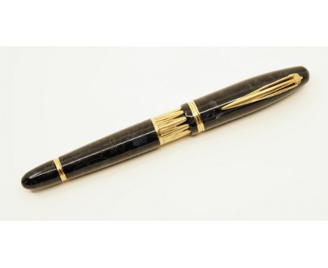 Nettuno 1911 fountain pen marbled with vermeil trim without box and papers. This limited edition model was made in a run of 9