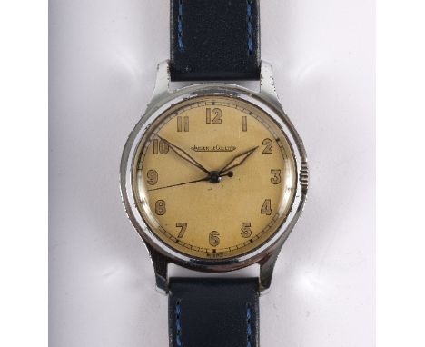 A gentleman's Jaeger-LeCoultre steel cased wristwatch with champagne coloured dial, no B362024