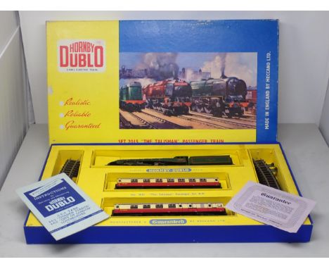 Hornby-Dublo 2015 ‘Talisman’ Set, mint, boxed with literatureLocomotive in mint condition, coached near mint, a couple of min