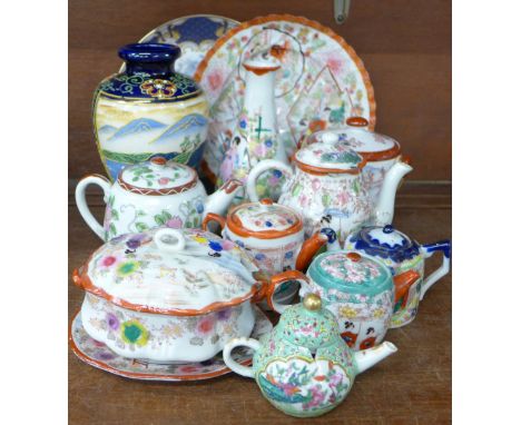 Oriental tea pots, plates, vases and a caddy