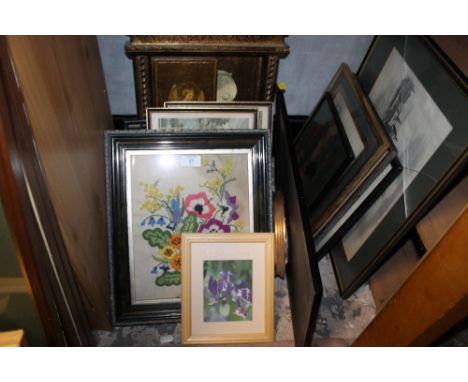 A QUANTITY OF ASSORTED PICTURES AND PRINTS TO INCLUDE A FRAMED VINTAGE SILK WORK 