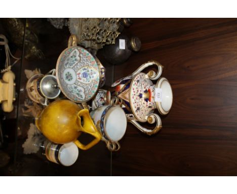 A SELECTION OF CERAMICS TO INCLUDE NORITAKE, TWIN HANDLED VASES, VINTAGE JUG ETC. (7)