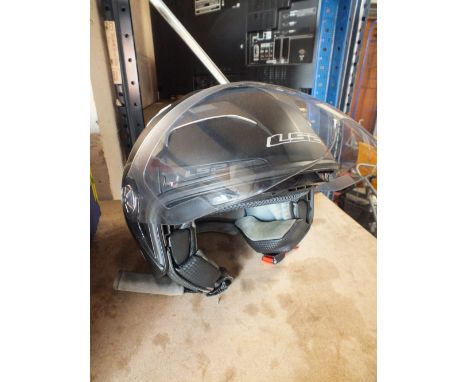 AN LS2 MOTORING HELMET