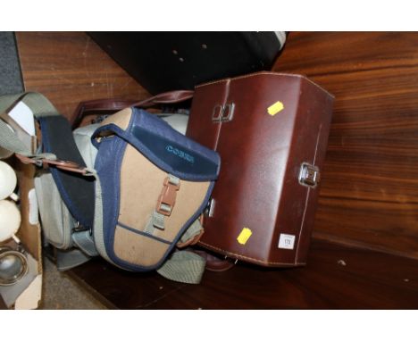 A CASED VINTAGE PENTAX CAMERA AND ACCESSORIES 
