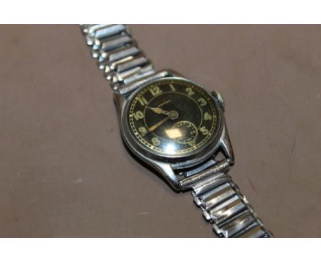 A VINTAGE HERMA WRISTWATCH 