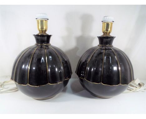 Two good quality ceramic table lamps, approximate height 35 cm (h). Estimate £20 - £40