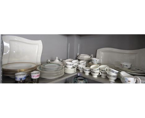 A mixed lot of ceramics to include two Villeroy and Bosh platters, Wedgwood 'Asia' Black collection tea cups and saucers, Wed