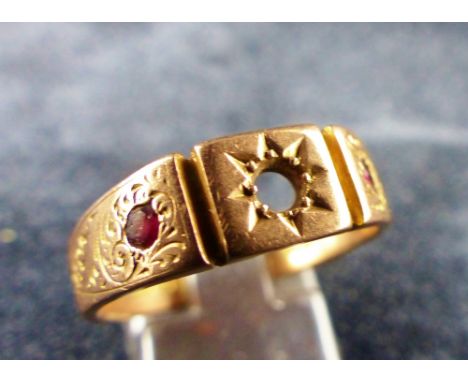 9 ct gold ring with missing stones. Birmingham 1893. 4.3g.