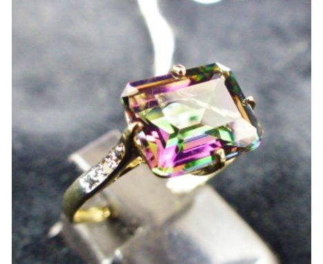 9 ct gold mystic topaz ring. Size O.