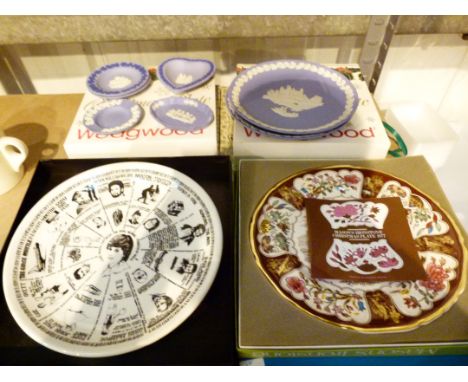 Collection of plates including Wedgwood, Masons Christmas plate and a First Impressions 1981 example