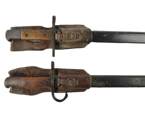 A Japanese type 30 bayonet. With wood handle, hooked quillion, blade with Tokyo or Kokura arsenal mark, blade L 39.5cm, in a 