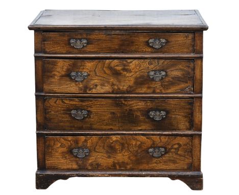 A Queen Anne elm chest of drawers, the twin plank top above four drawers, sides panelled, on bracket feet, H 86cm,  W 88cm, D
