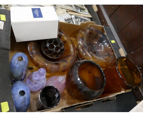 Brown marbled glass ornaments, Caithness trinkets, orange bubbled glass vase