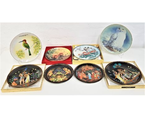SELECTION OF COLLECTORS PLATESincluding two from The Bradford Exchange Russian plates, boxed, two Egyptian plates, boxed, Jap