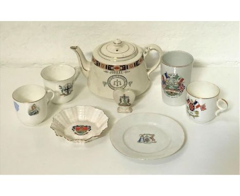 SELECTION OF COMMEMORATIVE AND CRESTED WARESincluding a Shettleston Co-Operative Soctiety jubilee teapot, a 'Peace - The Grea