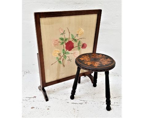 COMBINATION FIRE SCREEN/OCCASIONAL TABLEwith an embroided floral panel under glass, standing on splayed feet, together with a