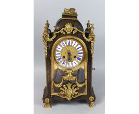 A GOOD 19TH CENTURY FRENCH BOULLE MANTLE CLOCK, the eight-day movement stamped LAYFNT No. 3576, striking on a single bell, th