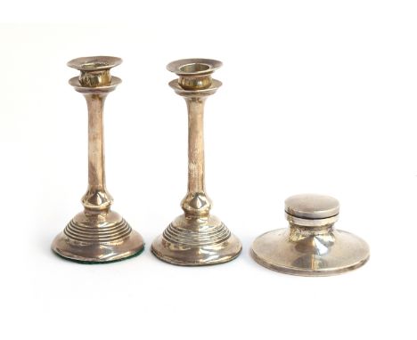 A small pair of silver candesticks with removeable bobeches, by Josiah Williams &amp; Co, London 1905, loaded, 14.5cm high; t