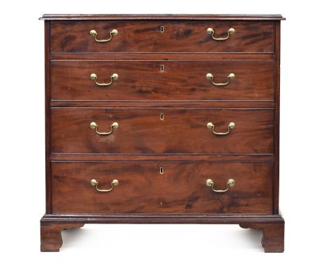 An early 19th century mahogany chest of drawers, four graduating drawers with four bracket feet, 93x50x91cm high 