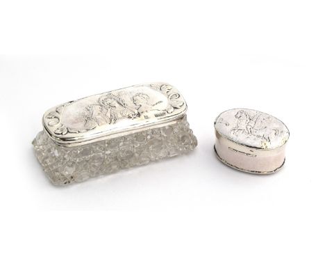 A small Continental silver snuff box, import mark for London 1895, 4.5cm wide; together with a chased silver topped dressing 