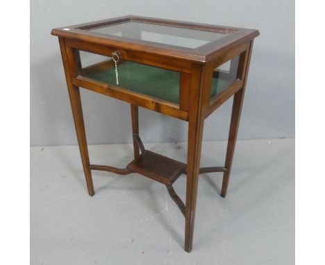 A mahogany and burr walnut veneered vitrine table, with fluted tapered legs and undertier. Width 58cm, height 77cm, depth 41c