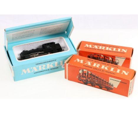 Marklin 3000 0-6-0 locomotive 89028 black, 4608 timber trunk and 4520 container truck, each boxed.