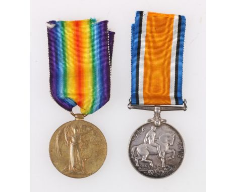 WWI pair comprising war medal and victory medal to 514496 PTE H O HUNT 14 LOND R (London Regiment).