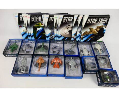 Eaglemoss - Star Trek - 14 x boxed die-cast model Stark Trek Space Ships - Lot includes a Vor'cha-Class Attack Cruiser. Kreni