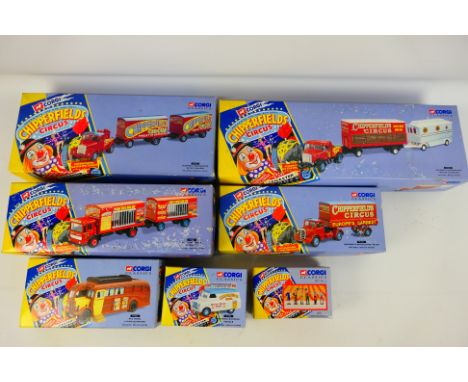 Corgi - Chipperfields Circus - 7 x boxed die-cast Corgi vehicles and figures from the Chipperfields Circus series - Lot inclu