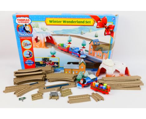 Tomy - A boxed Thomas and Friends Winter Wonderland set - Set comes with track, Thomas The Tank Engine train, and tree access
