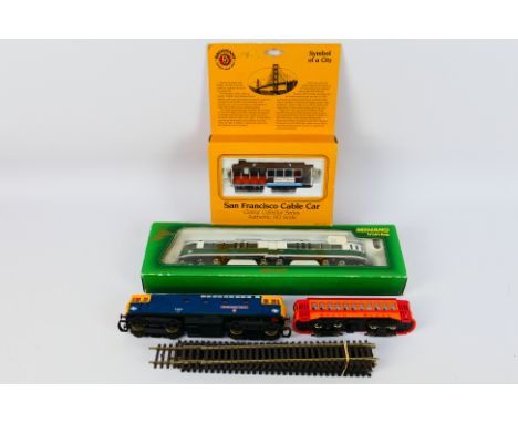 Bachmann - Lima - Mehano - A collection of HO and OO gauge models including a Boeing Vertol street car # 3400, a San Francisc