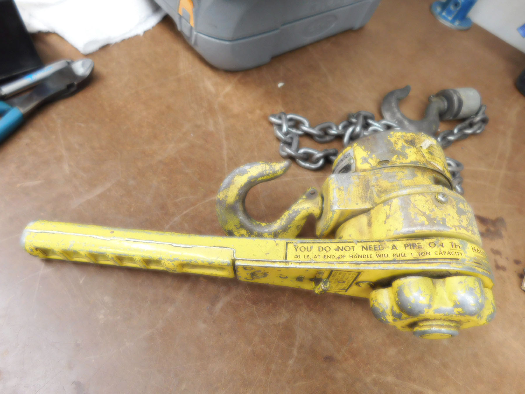 { Group of lots 36, 37, 38 } DRESSER TUGIT 1TON LEVER HOIST; MODEL