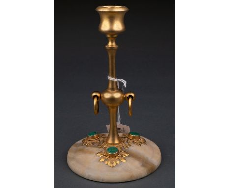 A VICTORIAN MALACHITE SET GILT BRASS CANDLESTICK, C1870, THE KNOPPED STEM WITH TWO LOOSE RINGS, ON LOW DOMED ALABASTER FOOT, 