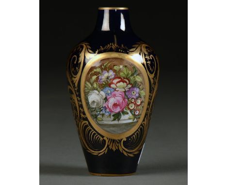 A FRENCH PORCELAIN SHOULDERED OVIFORM VASE, EARLY 20TH C, PAINTED TO EITHER SIDE IN DERBY STYLE, AN OVAL RESERVE OF FLOWERS I