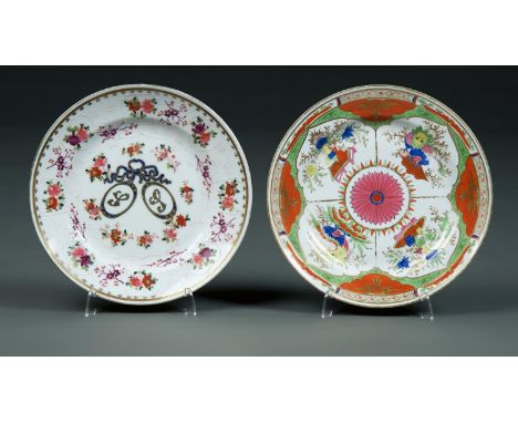 A CHAMBERLAIN'S WORCESTER DRAGON-IN- COMPARTMENTS PATTERN PLATE, C1797-9, 24CM DIAM, PAINTED MARK IN PUCE SCRIPT AND 75 AND A