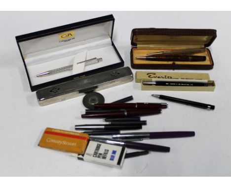 Various vintage fountain pens and a propelling pencil, (a lot) 