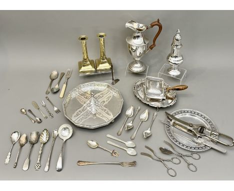 A collection of silver plated items - including an oval teapot stand by Hamilton &amp; Co, Calcutta, 18.6cm long; a 1920s fou