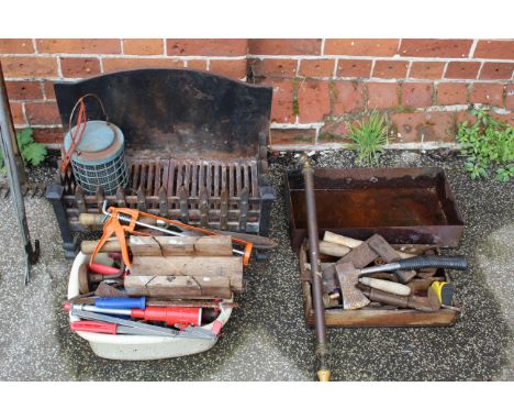 Mixed tools, fire grate etc