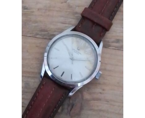A vintage Universal stainless steel wristwatch. 