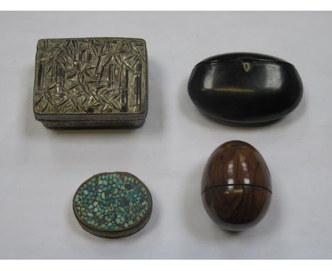 MIXED LOT INCLUDING TWO SMALL BOXES, EBONISED SNUFF BOX AND EGG FORM BOX 